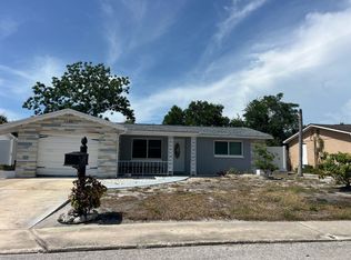 3335 Atlantis Dr, Holiday, FL 34691