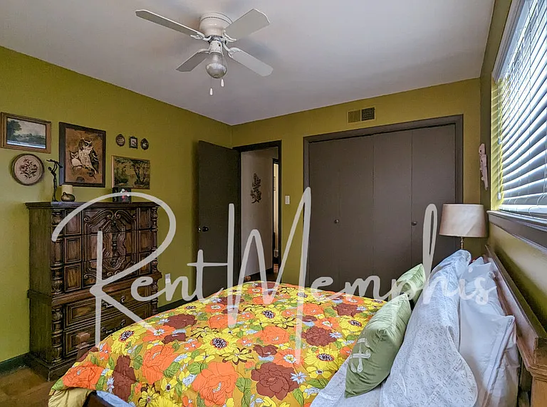 1607 Forest Ave — Photo 23