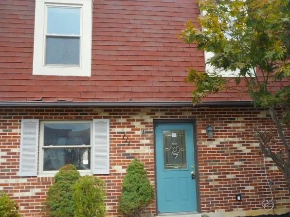 111 Presidential Dr, Sicklerville, NJ 08081