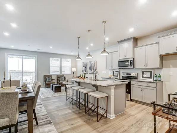 2375 Hedgecliff Rd, Kannapolis, NC 28025
