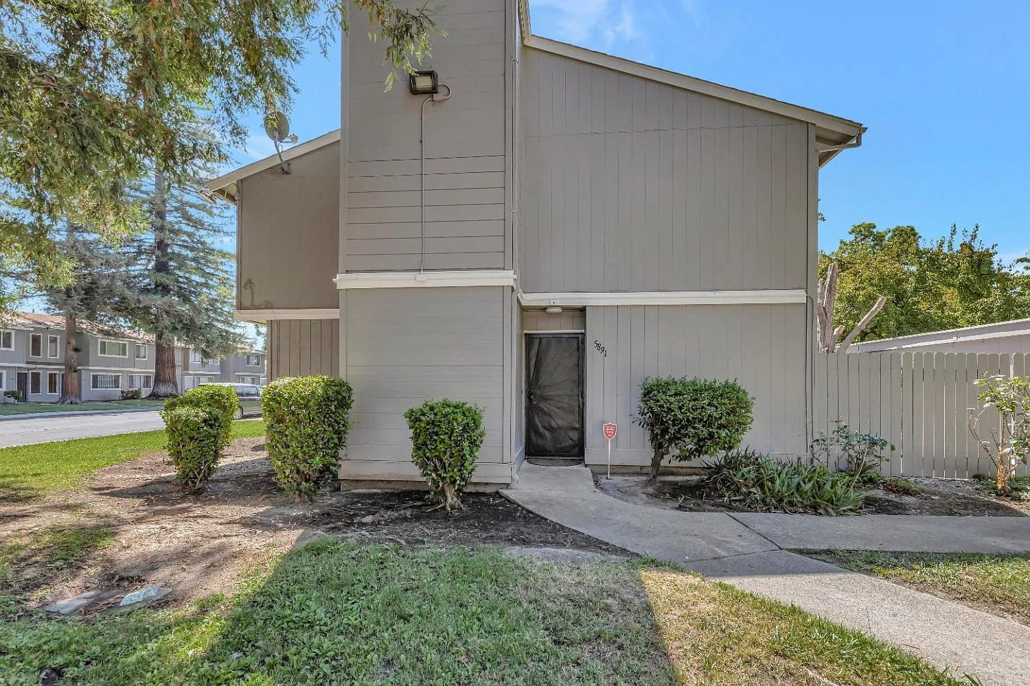 5891 Bamford Dr photo 1
