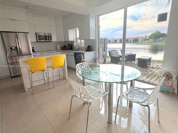 11405 NW 62nd Ter APT 236, Doral, FL 33178