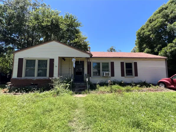 1005 Iowa St, Irving, TX 75060