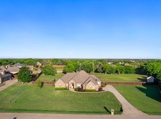 4431 Parker Ln, Midlothian, TX 76065