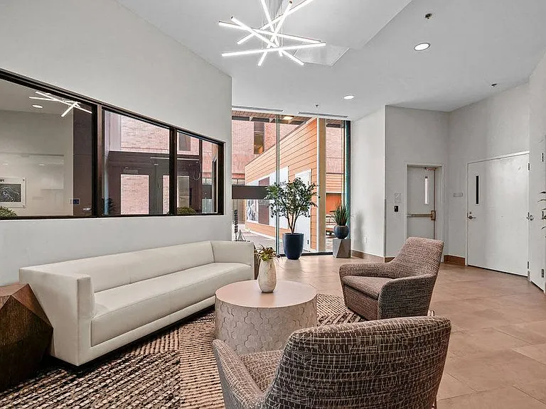 AP1 Lofts — Photo 25