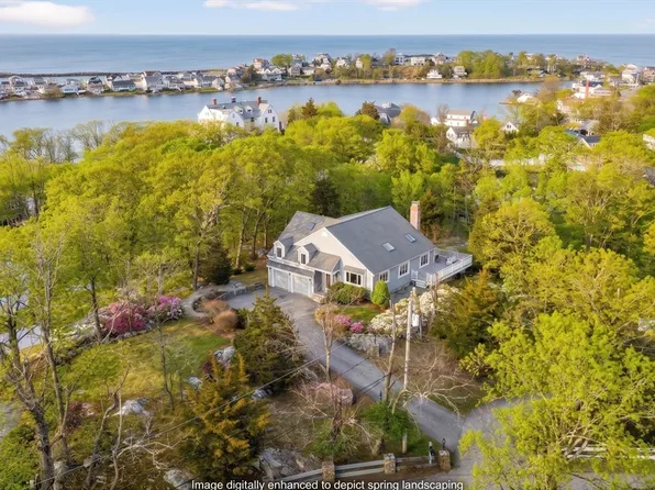 32 Howe Rd, Cohasset, MA 02025