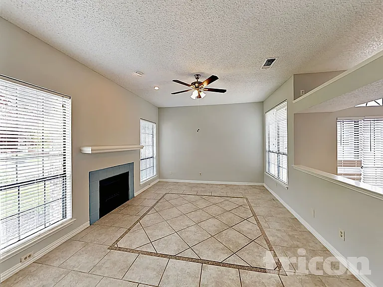 6623 Mountain Cedar Ln — Photo 4