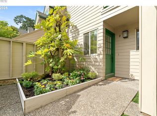 2825 NW Upshur St APT D, Portland, OR 97210