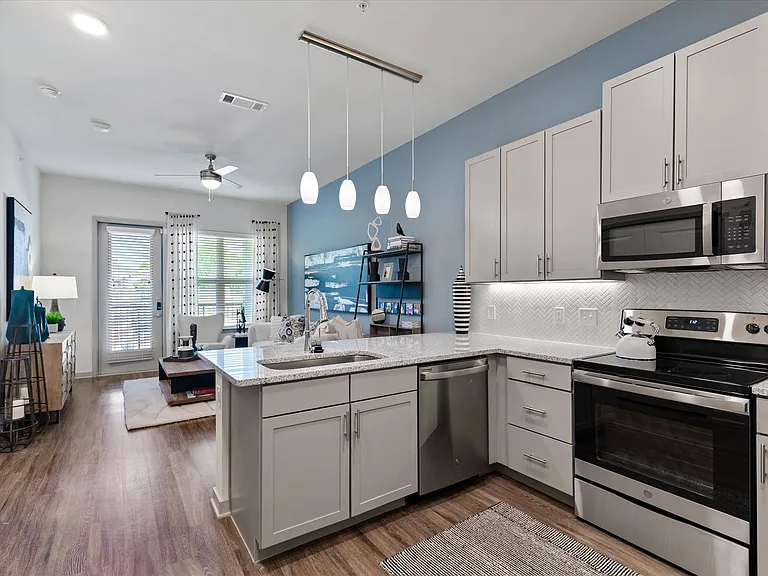 McKinney Terrace — Photo 11