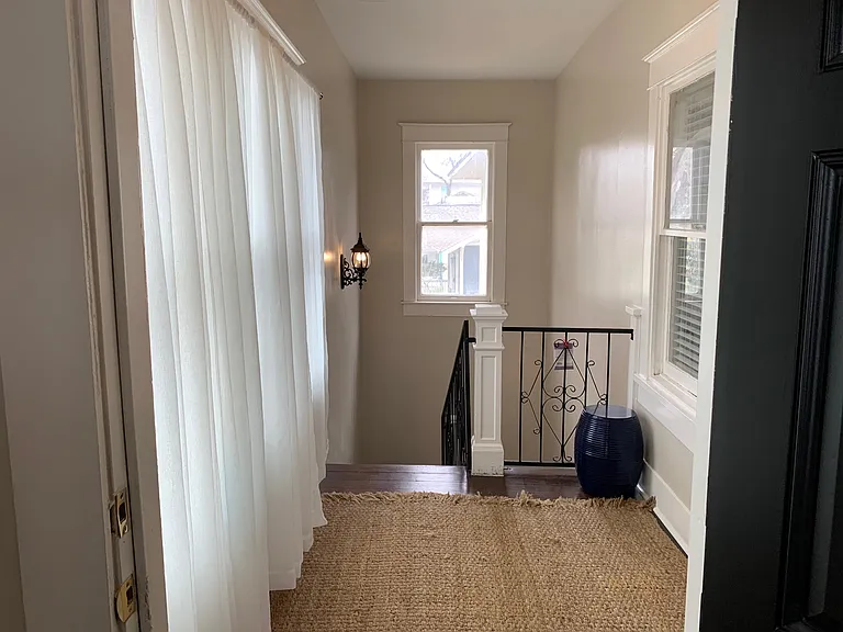 1026 W Gramercy Pl #4 — Photo 24