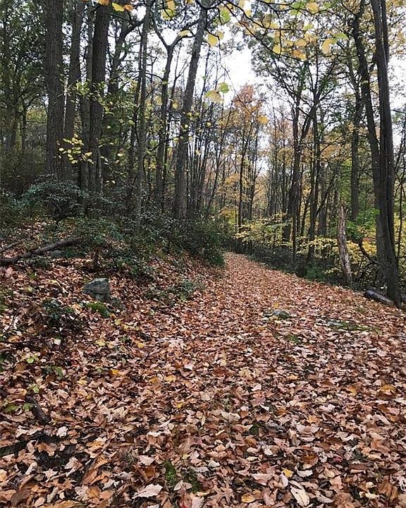 2nd image of Eagle Mountain Rd