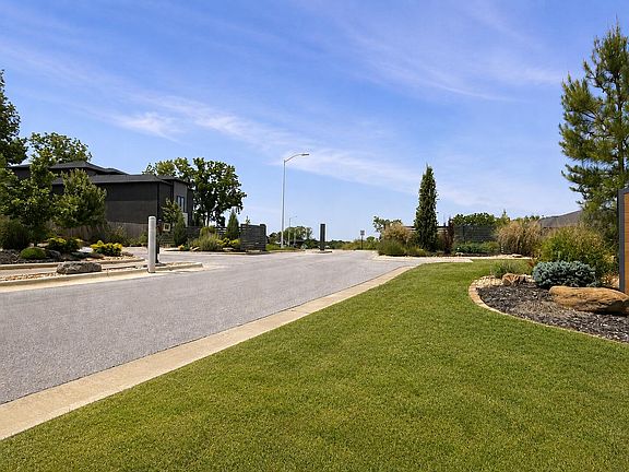 5th image of 2930 E Kemmling Lane