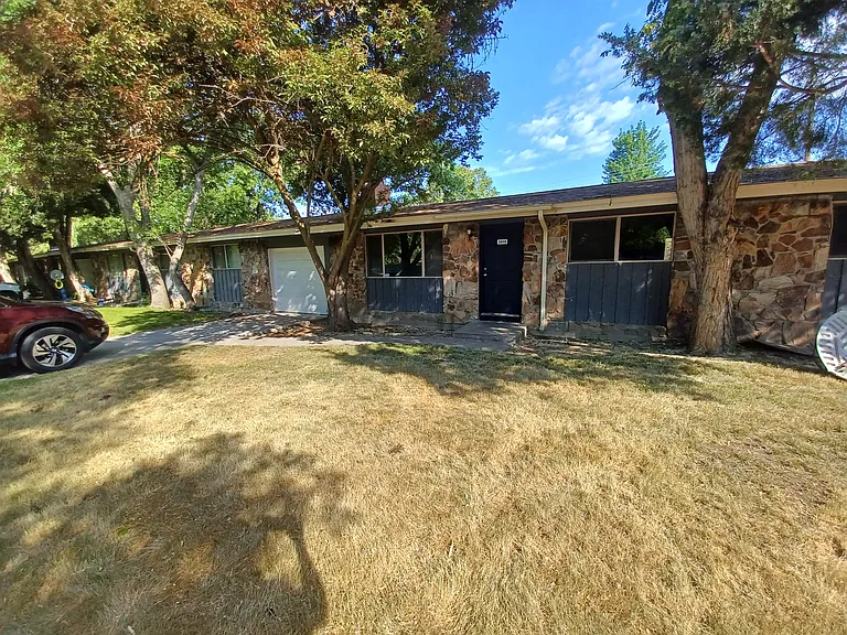 Magnolia Apartments — Photo 35
