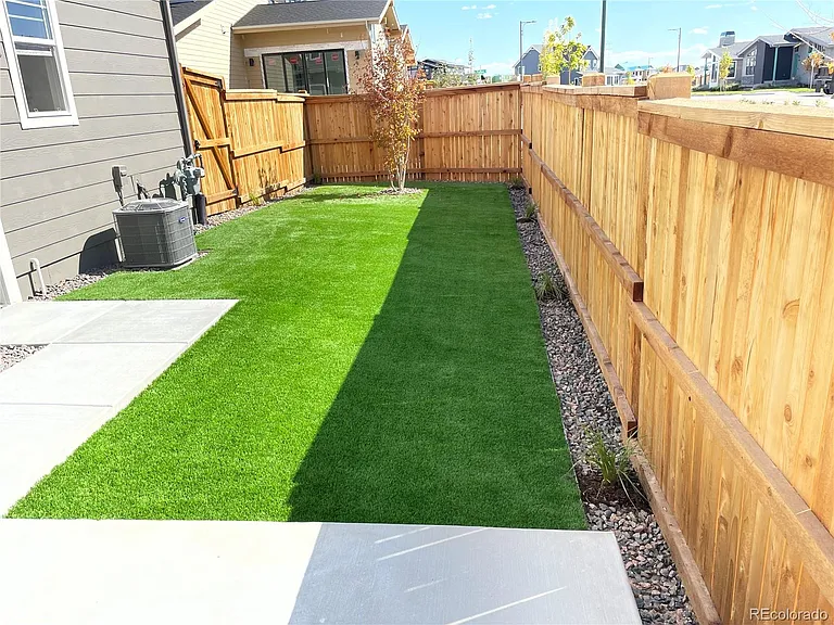 6302 N Fulton St — Photo 27