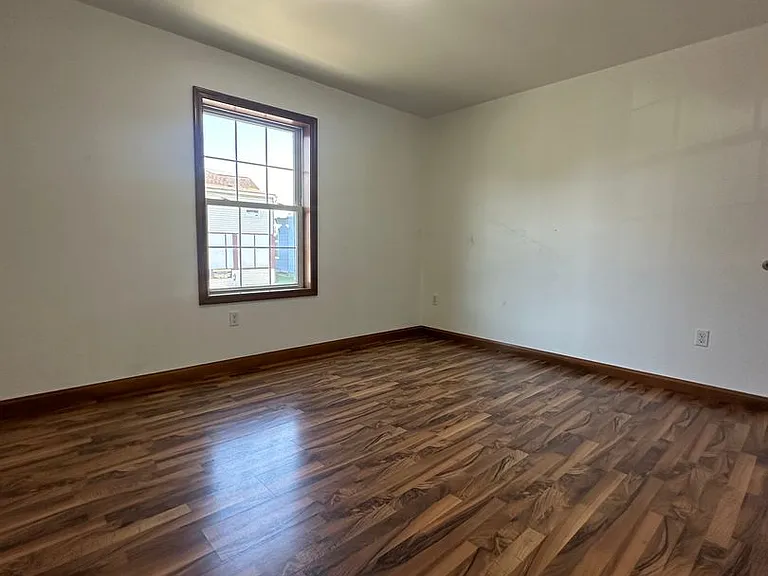 Beautiful Apartment Near Campus — Photo 3