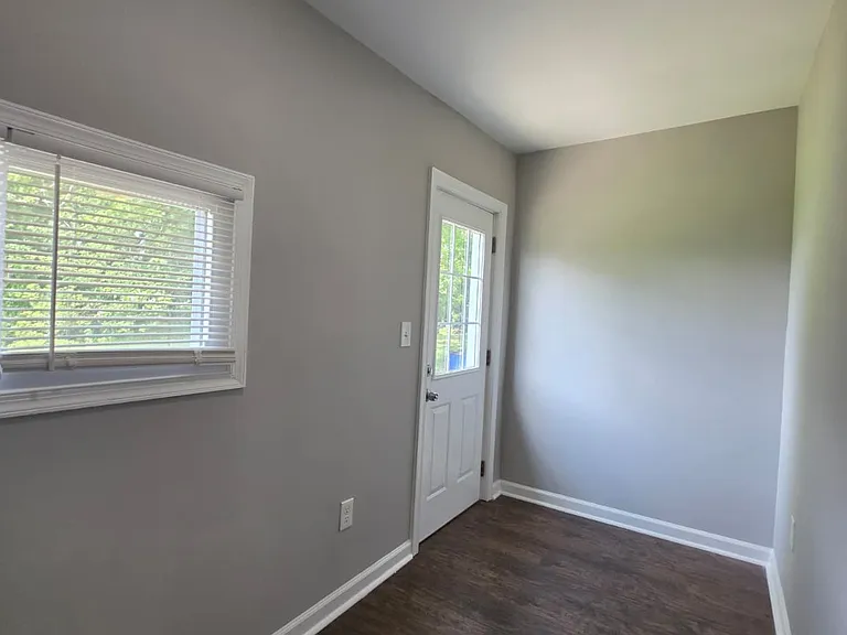 3909 Fleetwood Ave — Photo 52