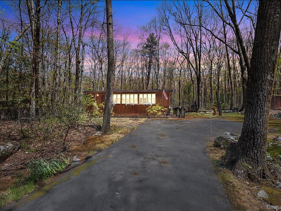 1st image of 25 Canal Road