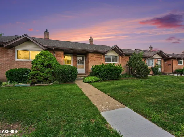8401 Eighteen Mile Rd #186, Sterling Heights, MI 48313