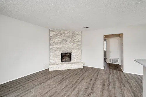 11907 Alpheus Ave Photo 1