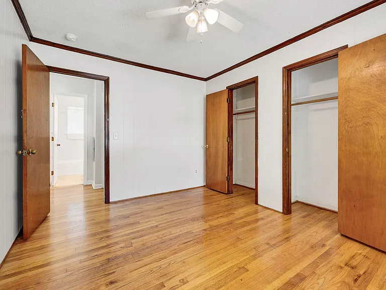 2900 Holt Dr — Photo 16