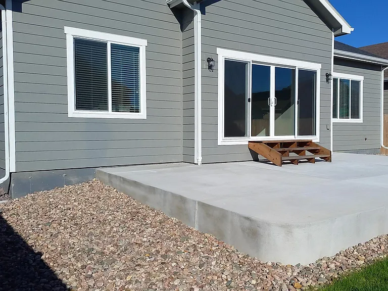 Another view of the rear patio
