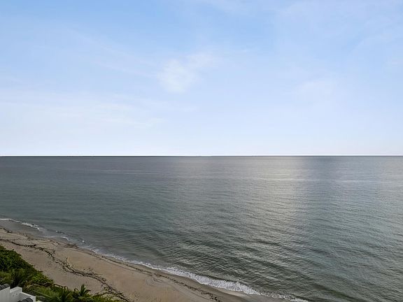 5th image of 4215 S Ocean Blvd APT 5