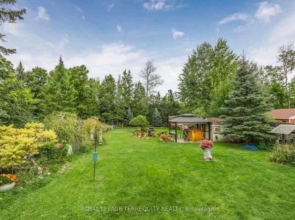 2211 Mildred Ave, Innisfil, ON L9S 2B9