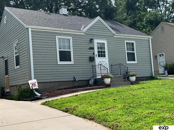 5857 Gold St, Omaha, NE 68106