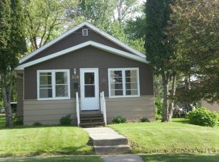 208 E 14th St, Marshfield, WI 54449