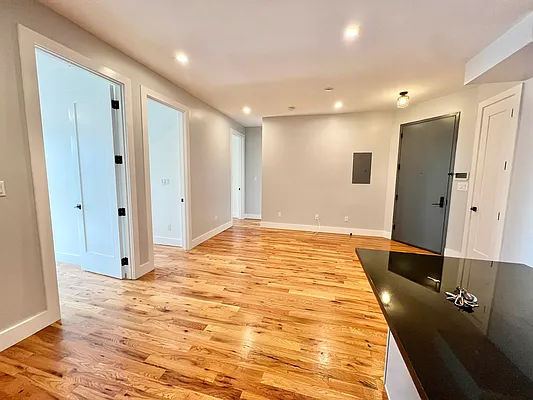 Rented by ERNY LLC | media 6