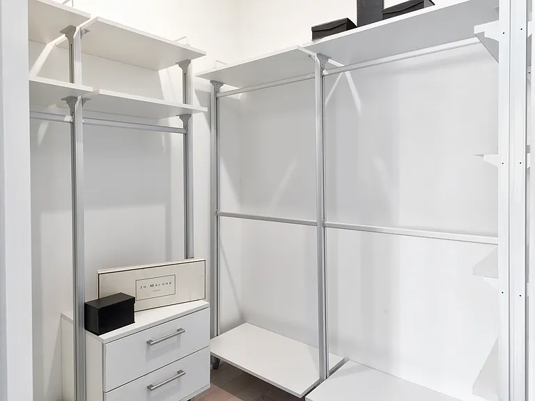 1810 Selby Ave #102 — Photo 9