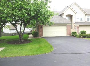 1632 Columbia Cir UNIT 1, Bartlett, IL 60103