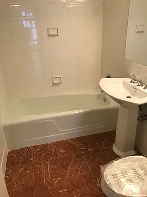 Rented by Solow Realty | media 21