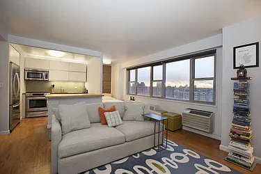 Rented by Nest Seekers International