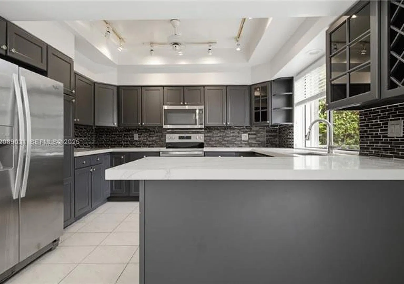 10000 NW 4th St # 10000, Plantation, FL 33324 — Photo 3
