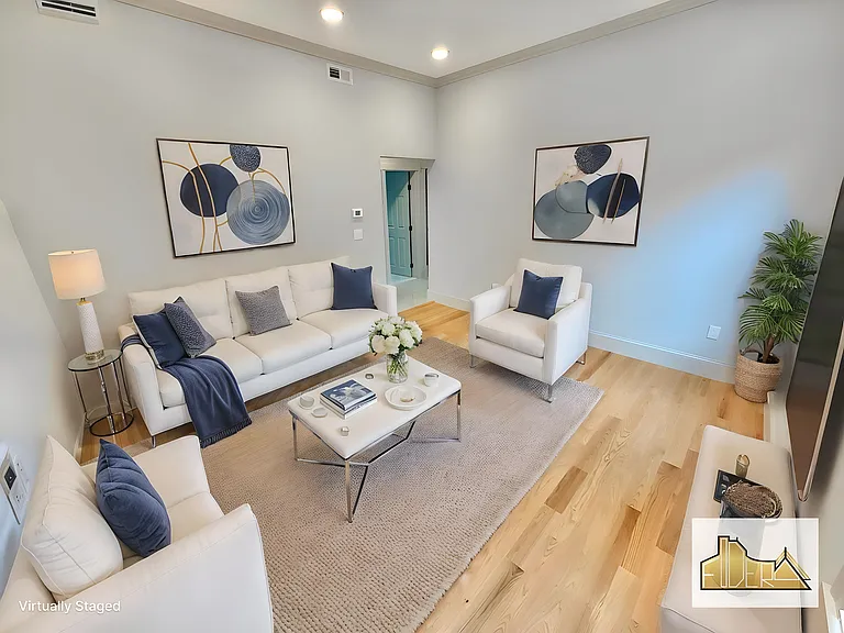 162 Salem St #1 — Photo 3