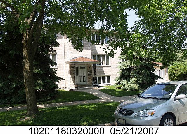 1st image of 6040 Lincoln Ave