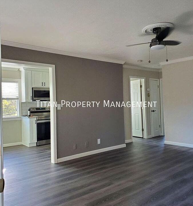 1st image of 423 Clinton Ave #4