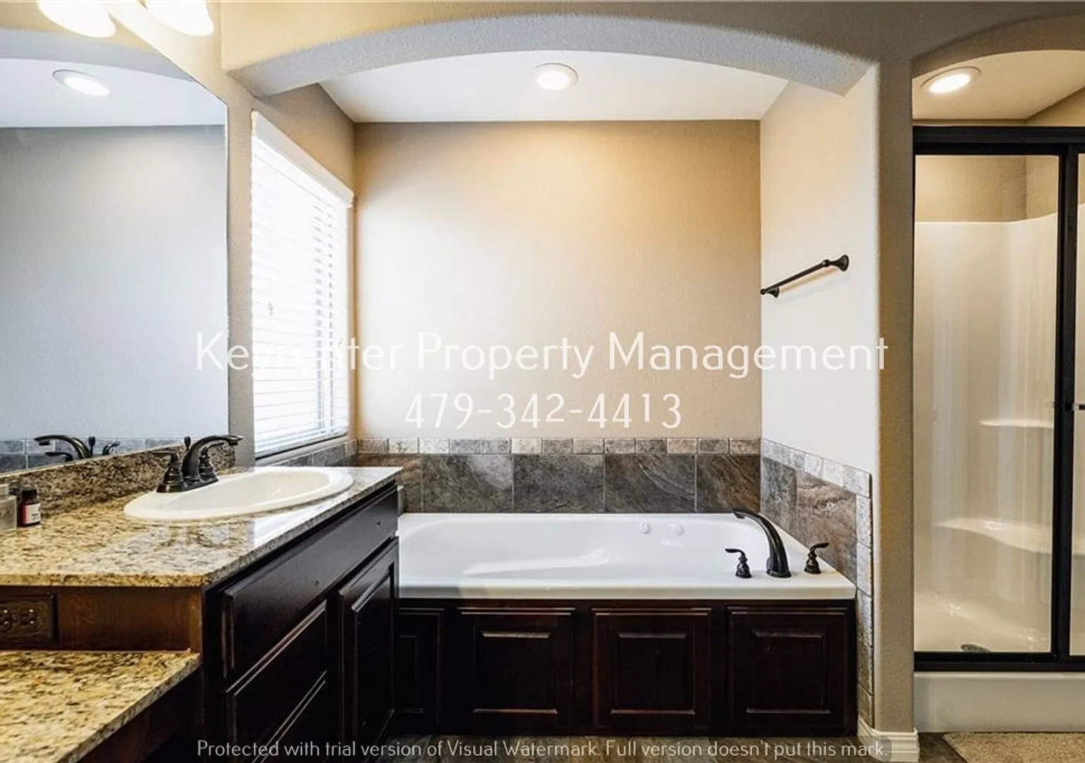 Don't miss this stunning 3 bed 2 bath home. Schedule your showing today! — Photo 3