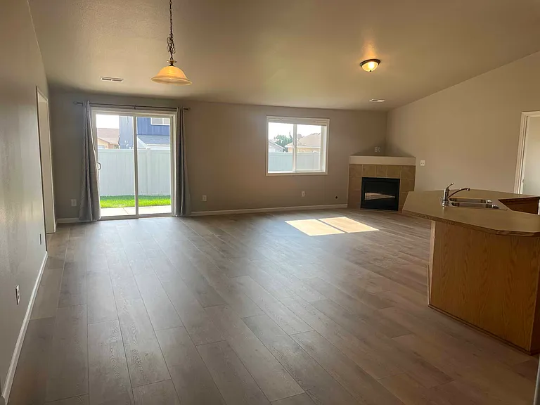 5309 Arthur Ln — Photo 5