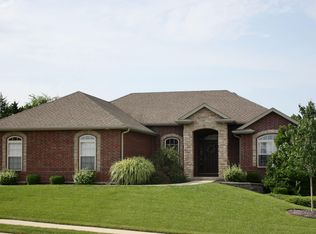3400 Longfords Mill Dr, Columbia, MO 65203