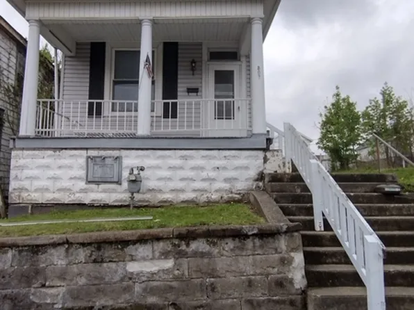 307 Summit Ave, Steubenville, OH 43952