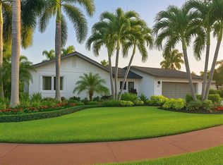 556 SW 24th Ave, Boynton Beach, FL 33435