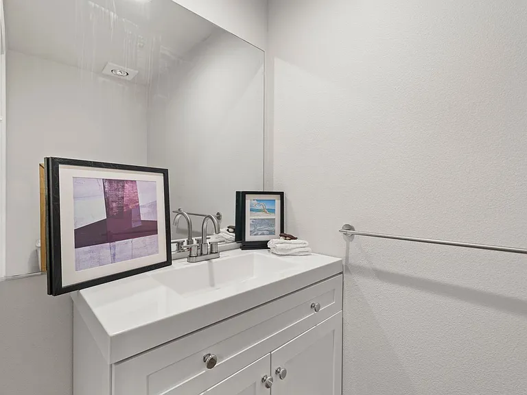 Water's Edge Townhomes — Photo 47