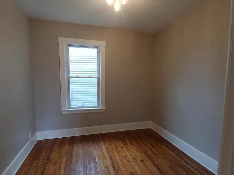 1020 Albany St #1 — Photo 21