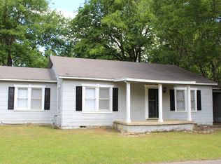 111 Mumford Dr, Longview, TX 75604