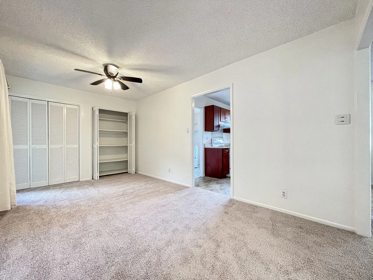 Pet Friendly Home with A/C on Quiet Kailua Cul-de-sac — Photo 4