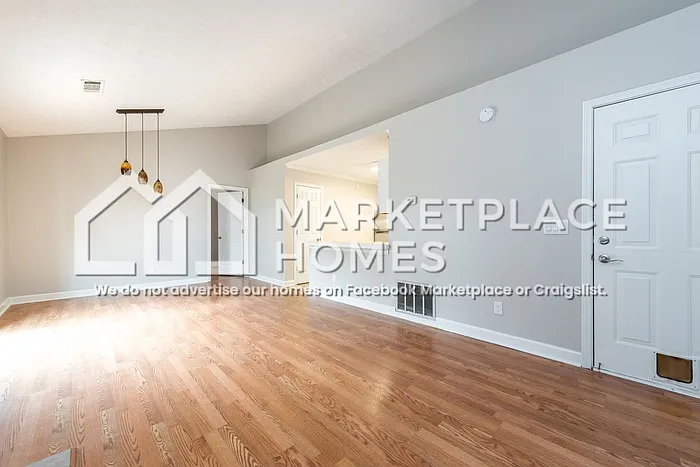 2733 Saint Charles Ln NW — Photo 6