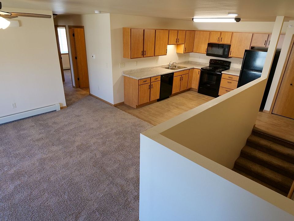 1st image of 1321-1323 Peps Dr #39