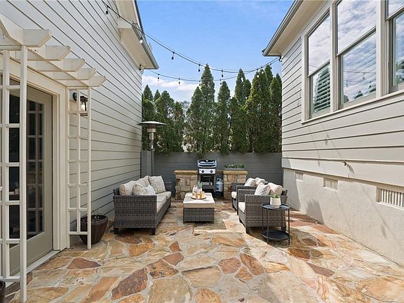 4th image of 7020 Round Rd